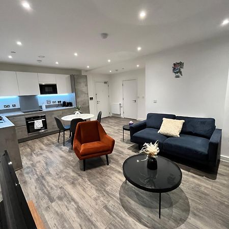 ברקינג One Bedroom Apartment מראה חיצוני תמונה
